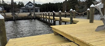 Charming new in 2026 1-bedroom house on the water in lovely Edenton.