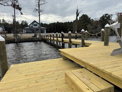 Charming new in 2026 1-bedroom house on the water in lovely Edenton.