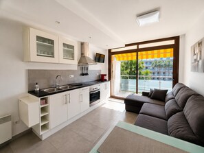 Interior - Comfortable apartment near the beach - 4 guests (Palamós)