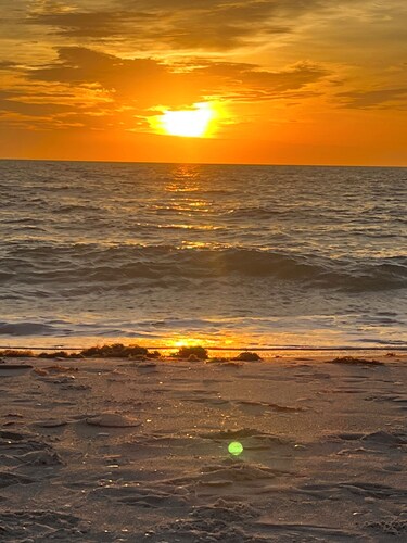 NEW Renovation OCEAN VIEW CONDO, 3 min. walk from beach, POOL and FERRY included