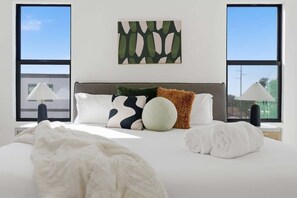 4 bedrooms, WiFi - Ventus Residences 4 King Suites The Overlook (Tampa)