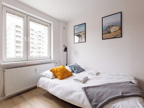 Bügeleisen/Bügelbrett, WLAN, Bettwäsche