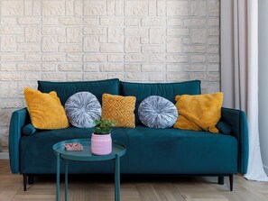 Living area - Rentowna Pleasant Apartment (Łódź)