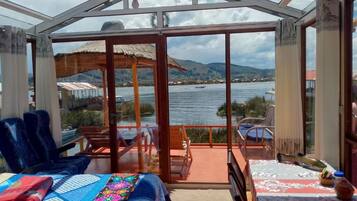 Suite, balkon, uitzicht op meer