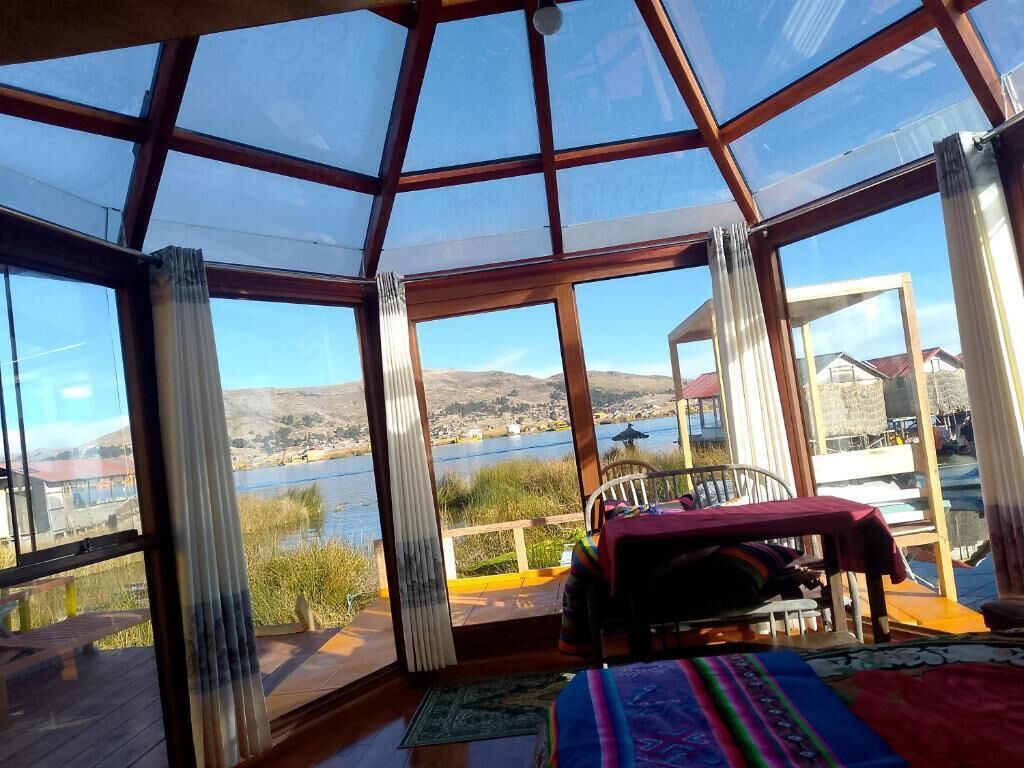 Deluxe suite, balkon, uitzicht op meer | Interieur