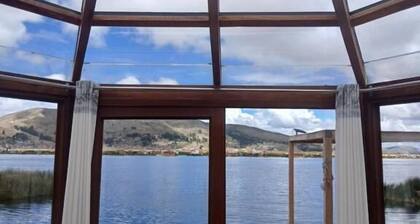 Uros titicaca coila lodge
