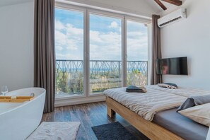 Internet - Stay among vineyards with private sauna and nature views (Kutina)