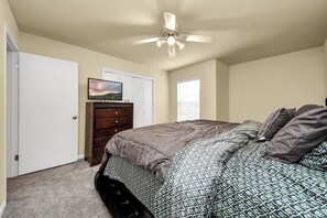 1 bedroom, WiFi, bed sheets, wheelchair access - Houston Galleria Cozy Simple Suite (Houston)