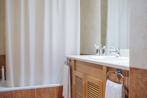 Hair dryer - Quinta das Conchas II Apartment (Lisbon)