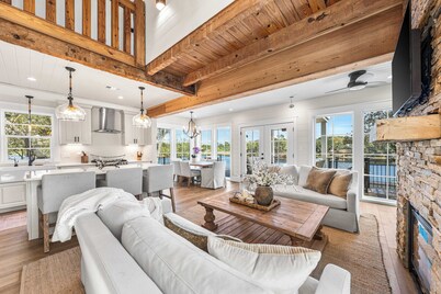 Bella Vista & Coastal Chateau: Lakefront Retreat with Dock, Kayaks, Bikes & Fire Pit