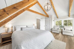 5 bedrooms, iron/ironing board, free WiFi, bed sheets
