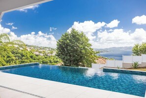 Pool - Villa Andrea sea view (Case-Pilote)