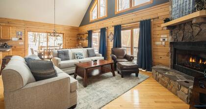 Luxury Deep Creek Lake Cabin • Sauna • Hot Tub • Arcade • Fire Pit •Pet Friendly