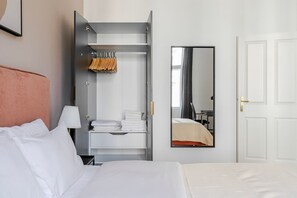 Iron/ironing board, WiFi, bed sheets - Blueground | Landstraße, washer/dryer, nr Belvedere (Vienna)