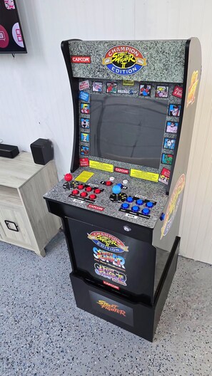 Spielezimmer