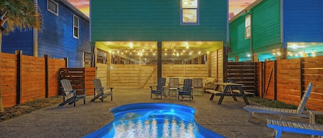 House (4 Bedrooms) | Front of property