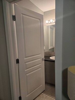 Værelse - 1 soveværelse | Badeværelse