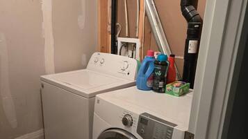 Room, 1 Bedroom | Interior