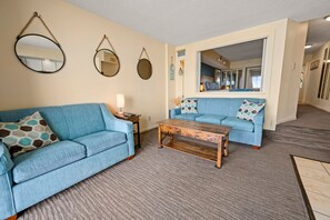 TV - 1BR Oceanfront on the Golden Mile (Myrtle Beach)