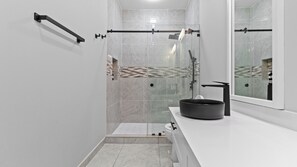 Shower, hair dryer, towels, soap - NEW! Oceanfront Casita w/ Private Plunge Pool, Reef Snorkeling off Dock (Punta Blanca)