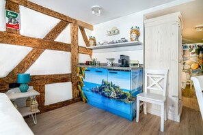 Apartment, Non Smoking, Air conditioning | Interior - H M Boarding Houses (Lauf an der Pegnitz)