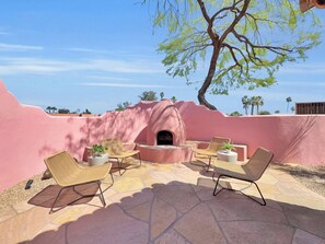 Terrace/patio - South Facing Heated Pool Home! Center of the Action! (Phoenix)