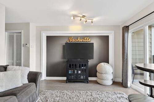 Apartment (1 Bedroom) | Interior