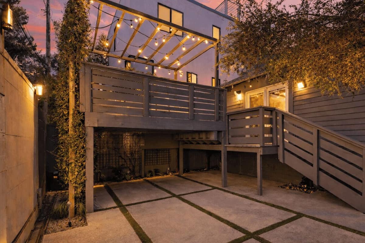 House (3 Bedrooms) | Front of property