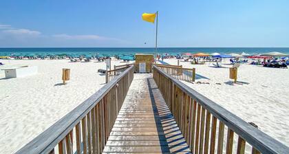 New! Luxury 5BR Home w Private Pool, Walk To Beach, Sleeps 16, 5 Star Amenities