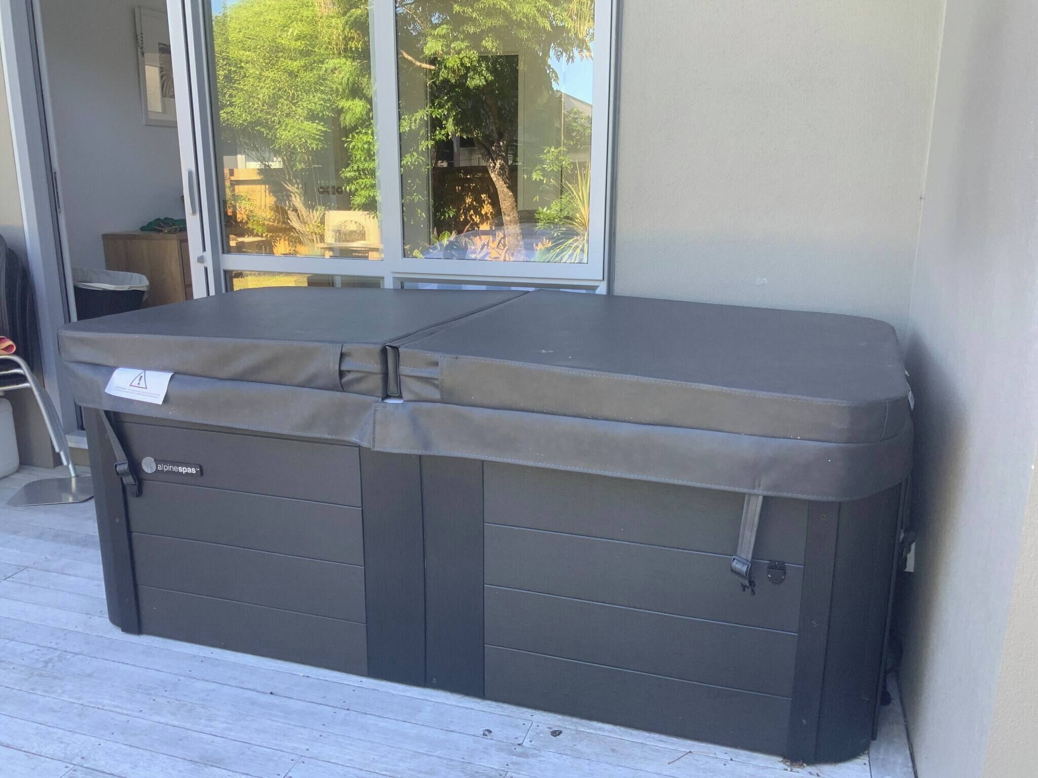 House, 3 Bedrooms, Patio | Outdoor spa tub