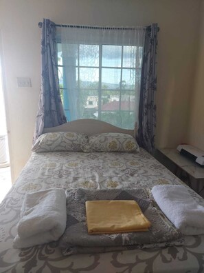 1 bedroom, in-room safe, desk, iron/ironing board - Wonderful 1-bedroom building in Leeds 5 minutes fromSanta Cruz Shopping Centre (Santa Cruz)