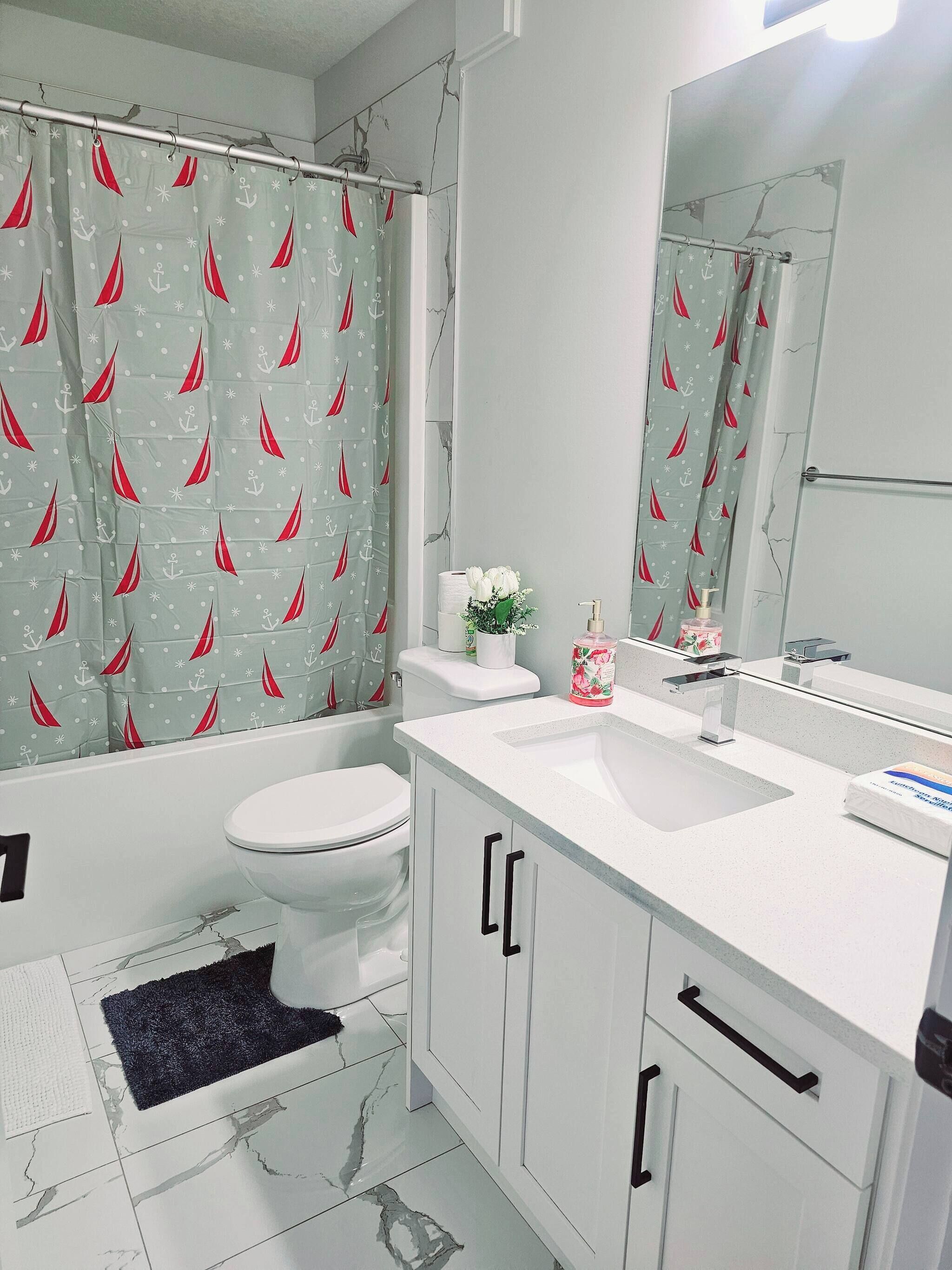 Room, 1 Bedroom | Bathroom