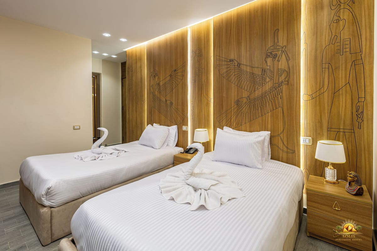 Kolmen hengen comfort-huone