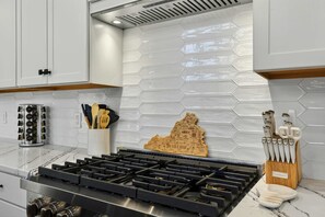 Culinary Setup - A kitchen built for groups who take their cooking seriously. - Lakefront Lake Anna, Boat Dock, Hot Tub, Movie Theatre (Bumpass)