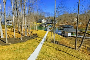 Backyard from Above - The flat, open yard and pathway to the dock, captured from overhead. - Lakefront Lake Anna, Boat Dock, Hot Tub, Movie Theatre (Bumpass)