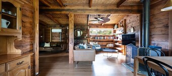 Wattlewood  | Mid Century Chic with Outdoor Serenity