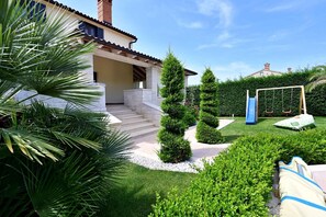Children’s area - Holiday Home Villa Anabel (Kaštelir)
