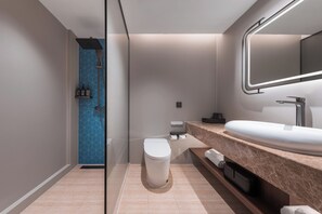 Classic Double Room Single Use | Bathroom