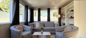 Quietly located house in green surroundings