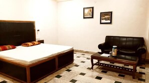 Individually furnished, desk, free WiFi - HOTEL INTERNATIONAL (Jalandhar)