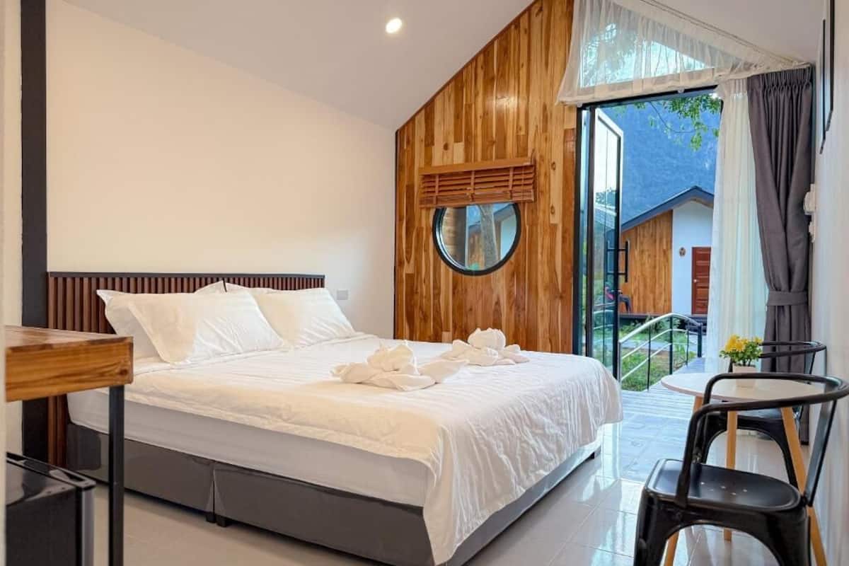 ห้องดับเบิล, วิวสวน | ผ้าม่านกันแสง
