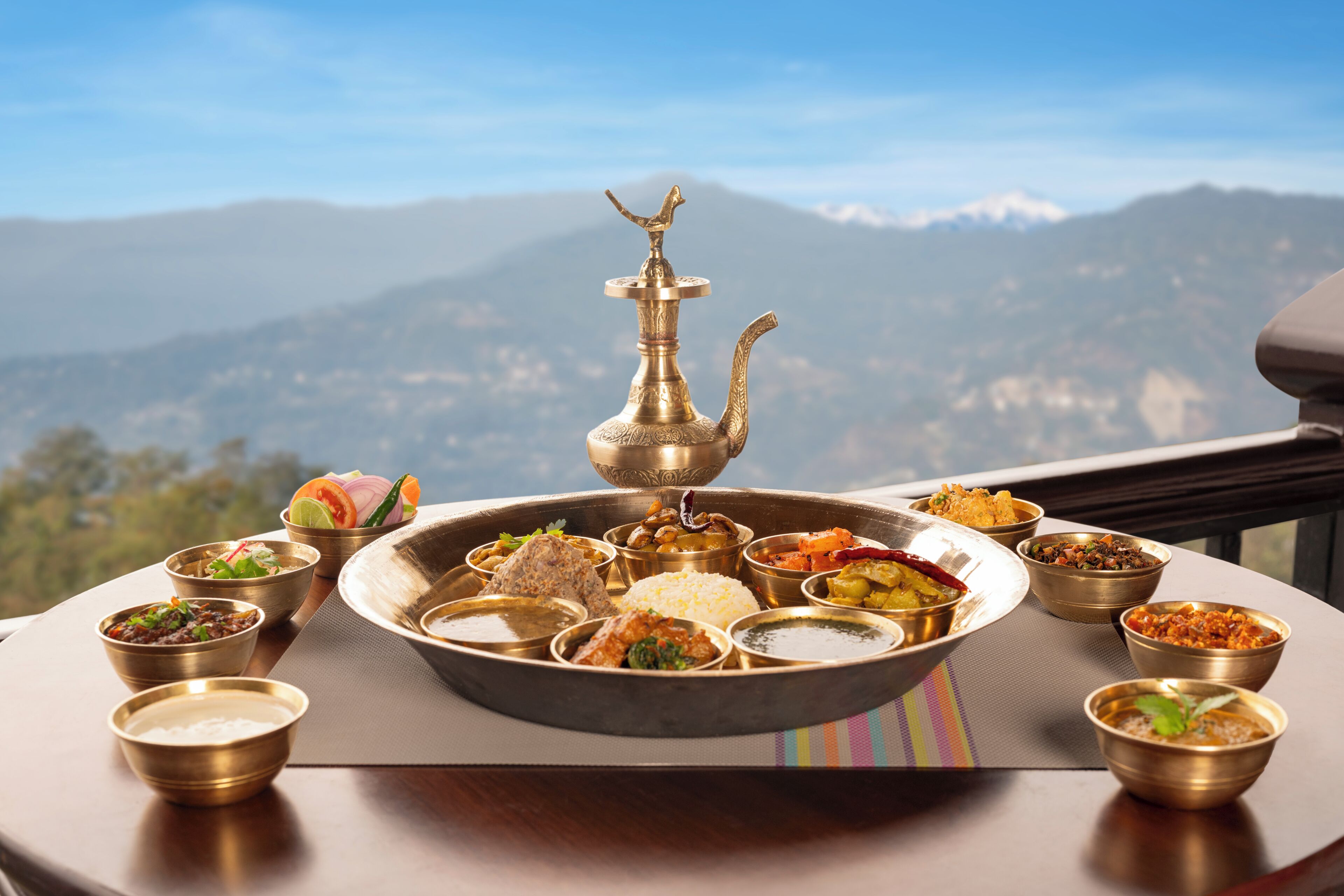 تناول الطعام بالخارج