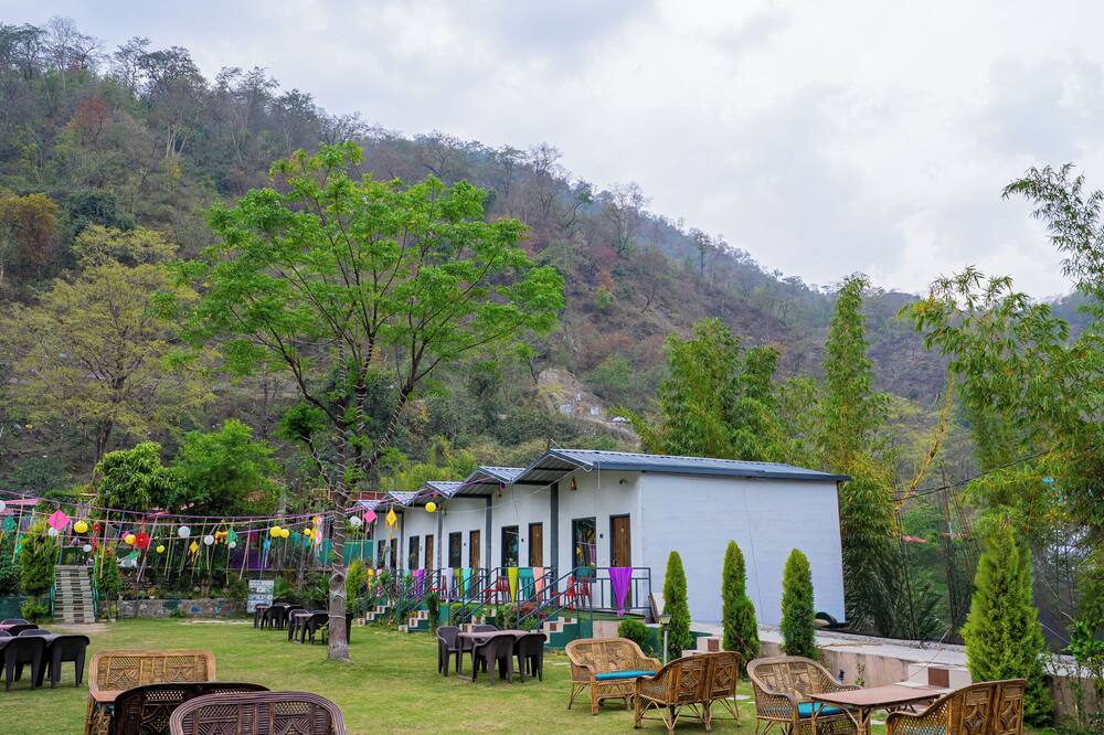 Velvet Valley Resort - Devikhal