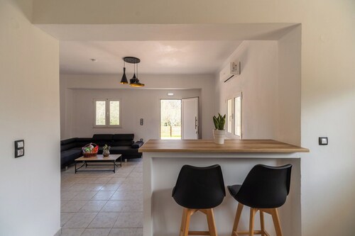 Villa Pasiphae - Villa 3 km from the sea