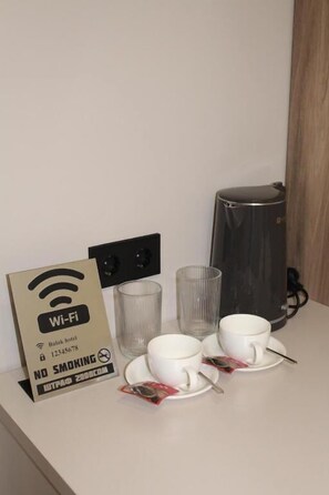 Dobbeltrom, bakgårdsutsikt | Kaffe og/eller kaffemaskin