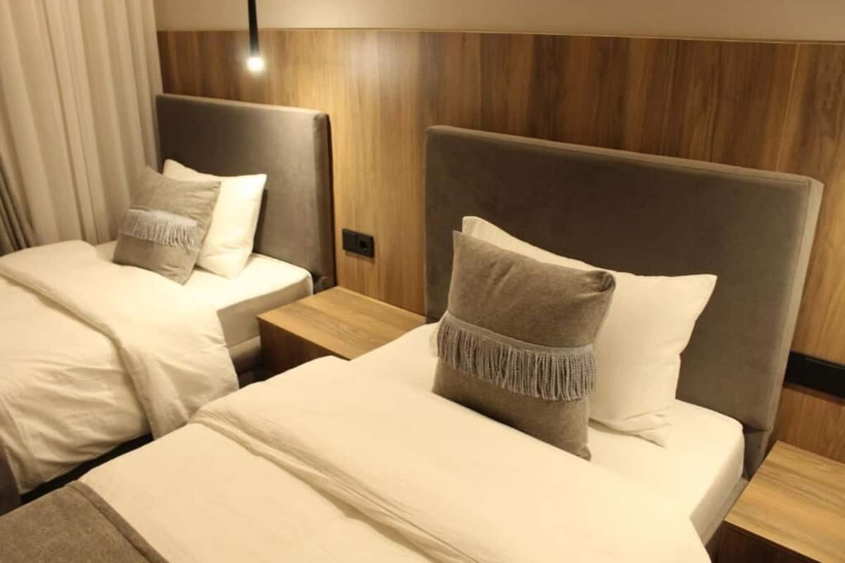 Standard Twin Room, Courtyard View