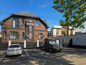 Exterior - Bulak Hotel (Bishkek)