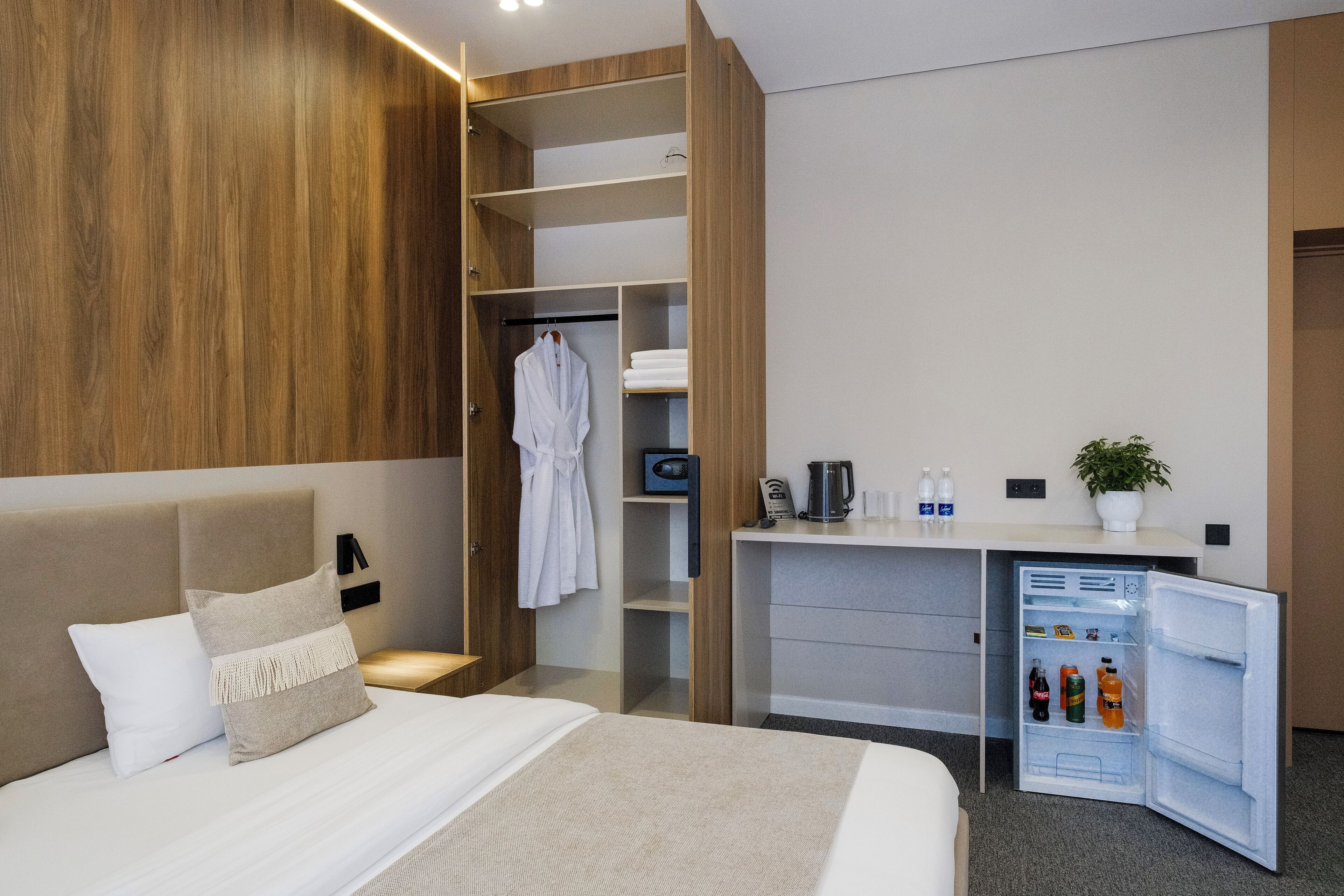 In-room safe, desk, laptop workspace, blackout curtains