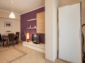 Classic Apartment, 2 Bedrooms | Living room - Apartment in Porec Near Spadici Beach (Porec)