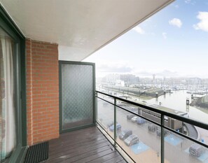 Classic Apartment, 2 Bedrooms | Balcony - Apartment in Blankenberge by Marina Views (Blankenberge)